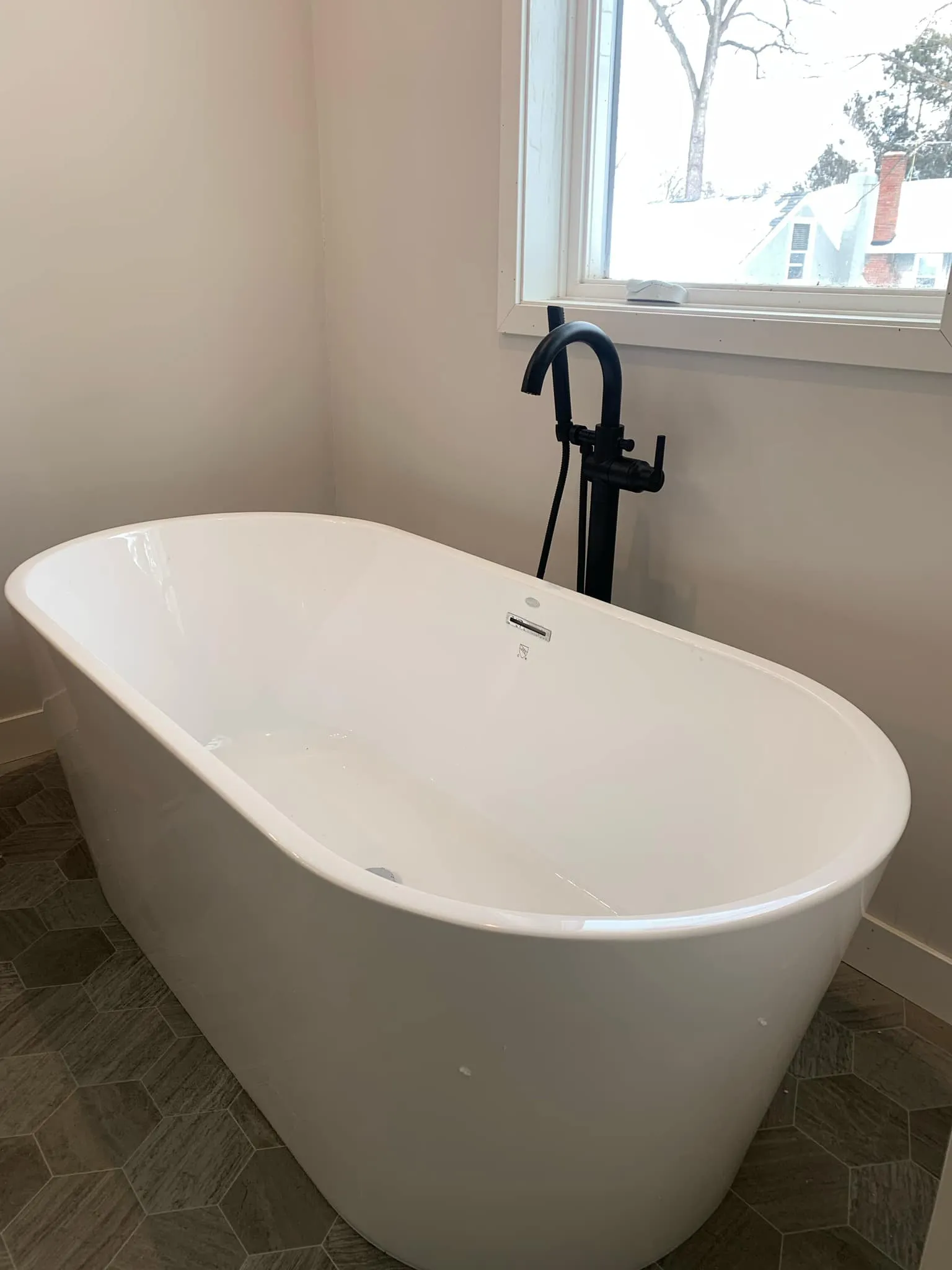 Tub installed